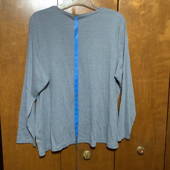 🆕 CROFT & BARROW - CLASSIC TEE (2X) NWT! Black , Lace Reindeer across Front. - Picture 7 of 8